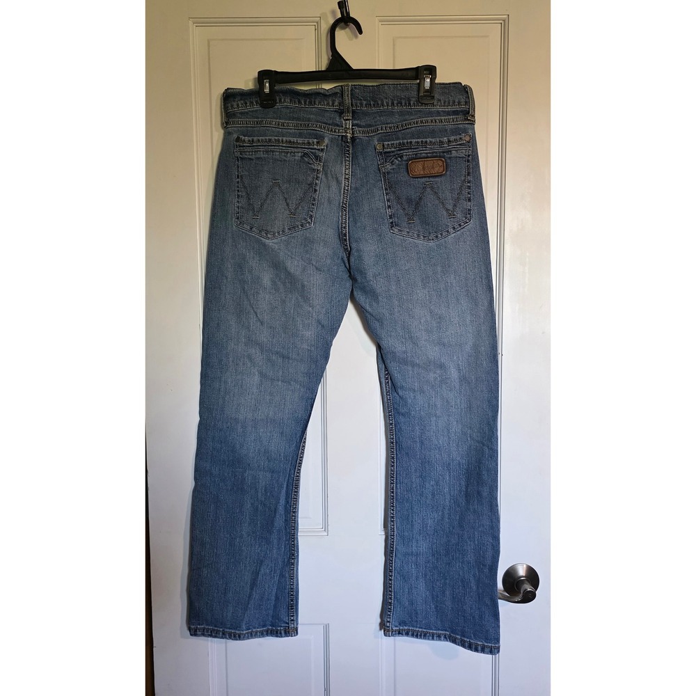 Wrangler Retro Slim Boot Jeans Mens 30x30 Medium Wash Blue Denim WLT20MS